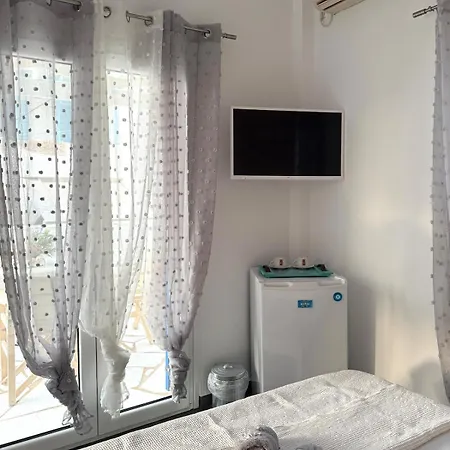 Parikia Stay-helios Holiday home