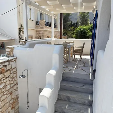 Parikia Stay-helios Holiday home